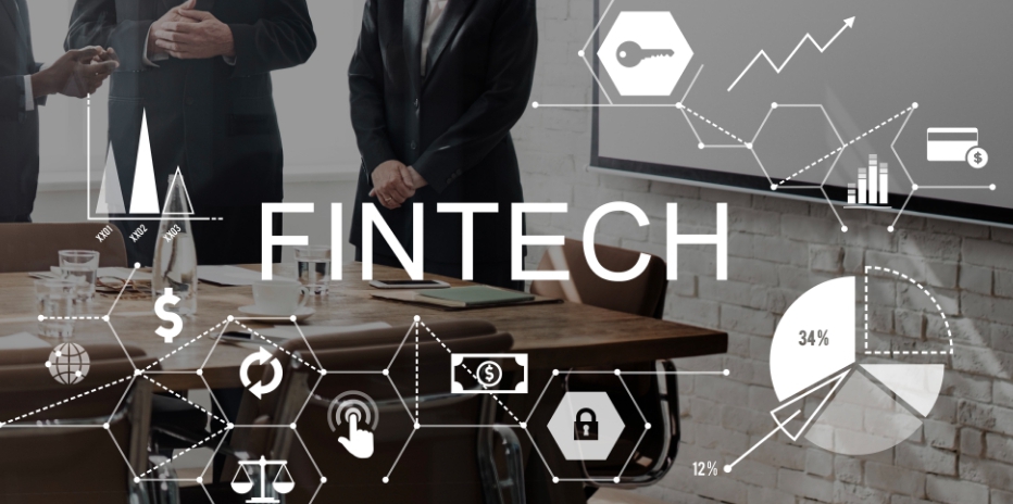 fintech-investment-financial-internet-technology-concept_1